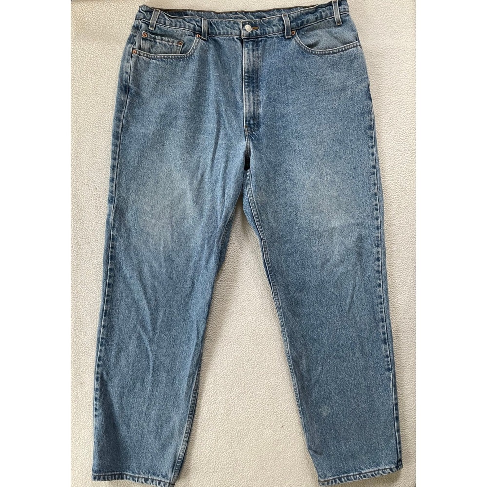 Vintage Levi's Mens 42x32 Jeans Medium Blue 550 Relaxed Fit Cotton Denim Mexico